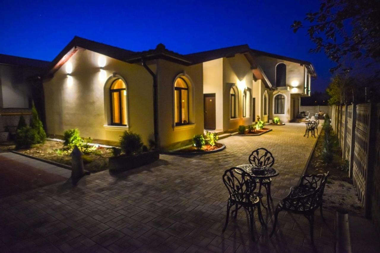 Villa Boutique Alina Дева Екстериор снимка