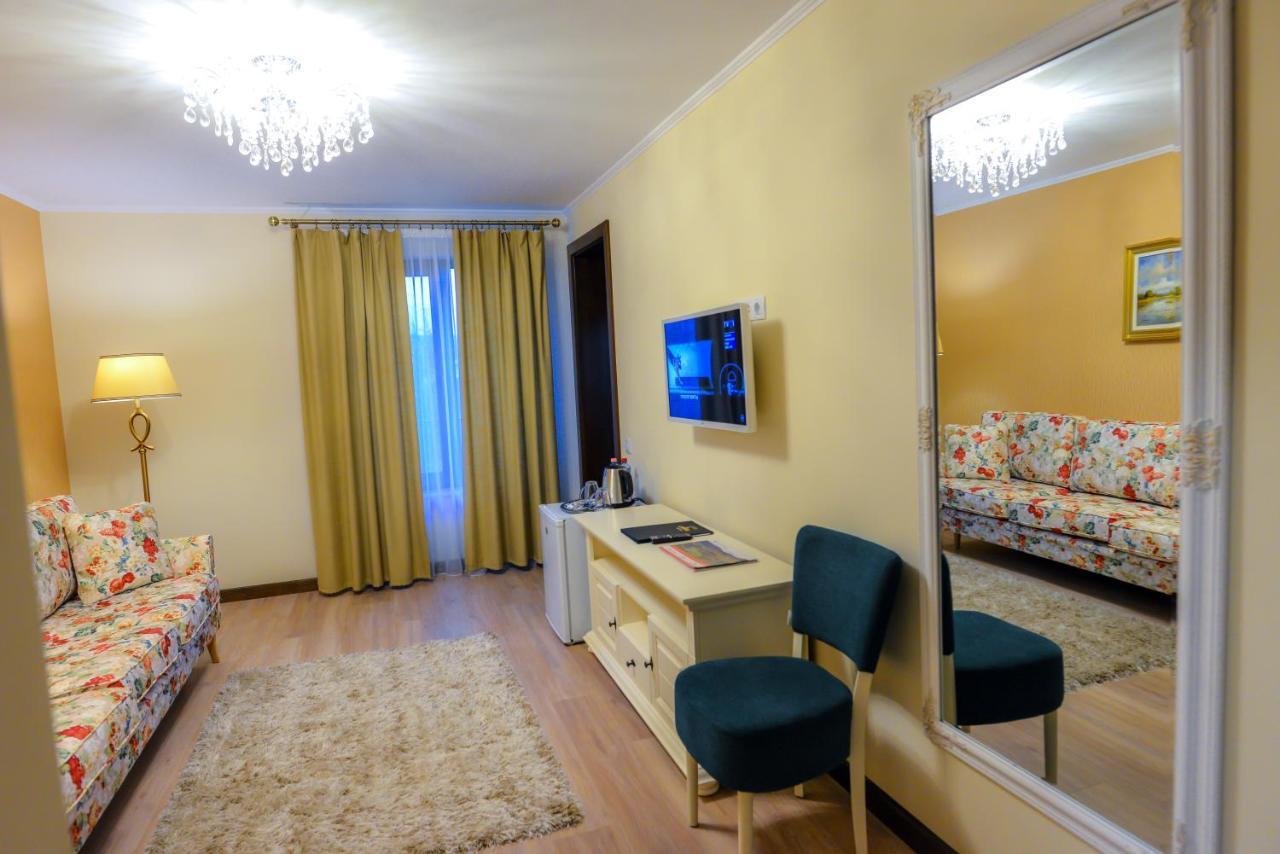 Villa Boutique Alina Дева Екстериор снимка
